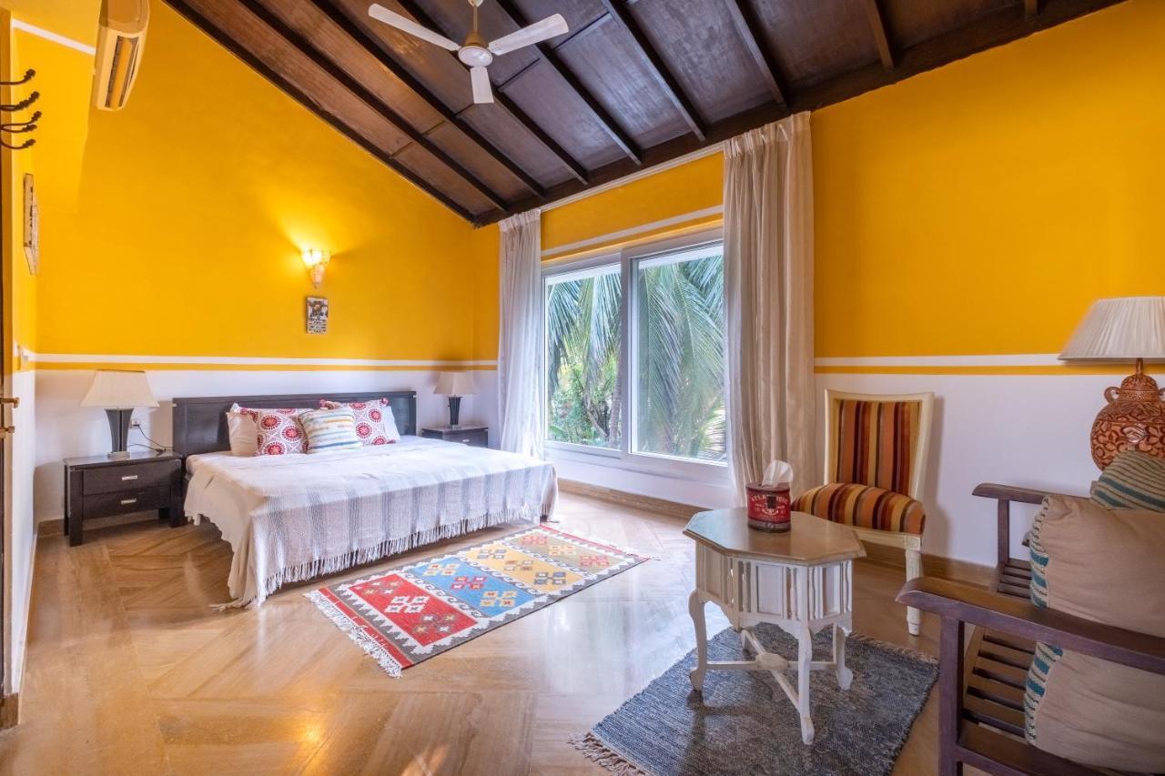 Snowdrop- Exquisite 3Bhk Villa With Pool- Candolim By Staymonkey Калангуте Екстериор снимка